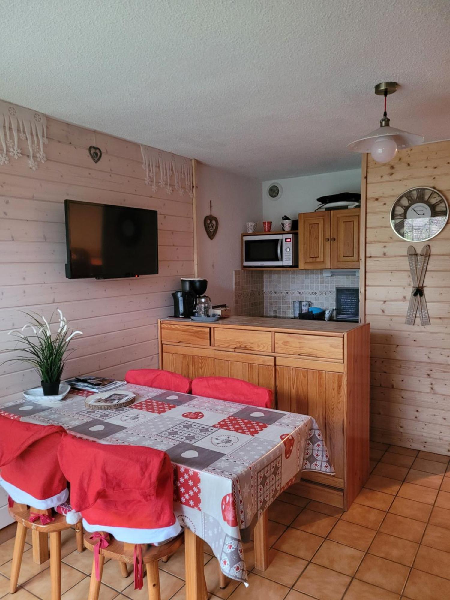 Appartement Le Flocon, Joli Petit Cocon 4 Pers En Rez De Jardin Draps Inclus 레루스 외부 사진